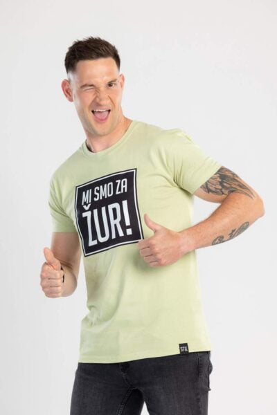 Zelena kratka majica mi smo za zur