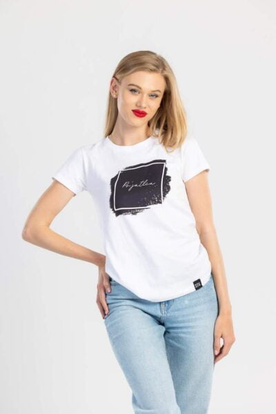 Bela kratka zenska majica prjatlca