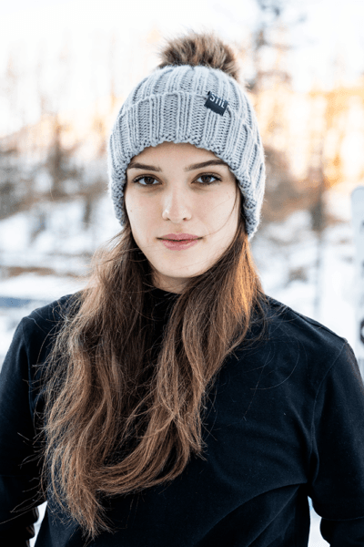 Zimska kapa s cofom STIL siva ženska